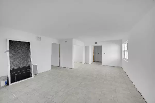 Delray Beach, FL 33484,61 Piedmont B 61