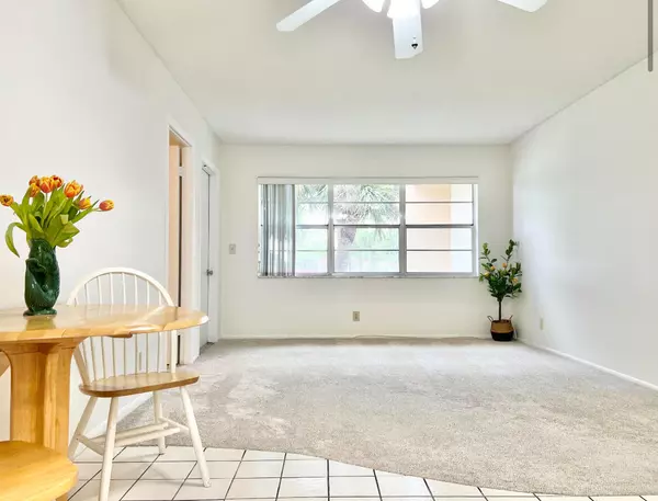 West Palm Beach, FL 33411,108 Lake Carol DR