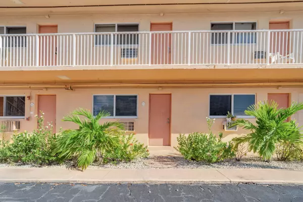 Pompano Beach, FL 33060,301 E Mcnab RD 103