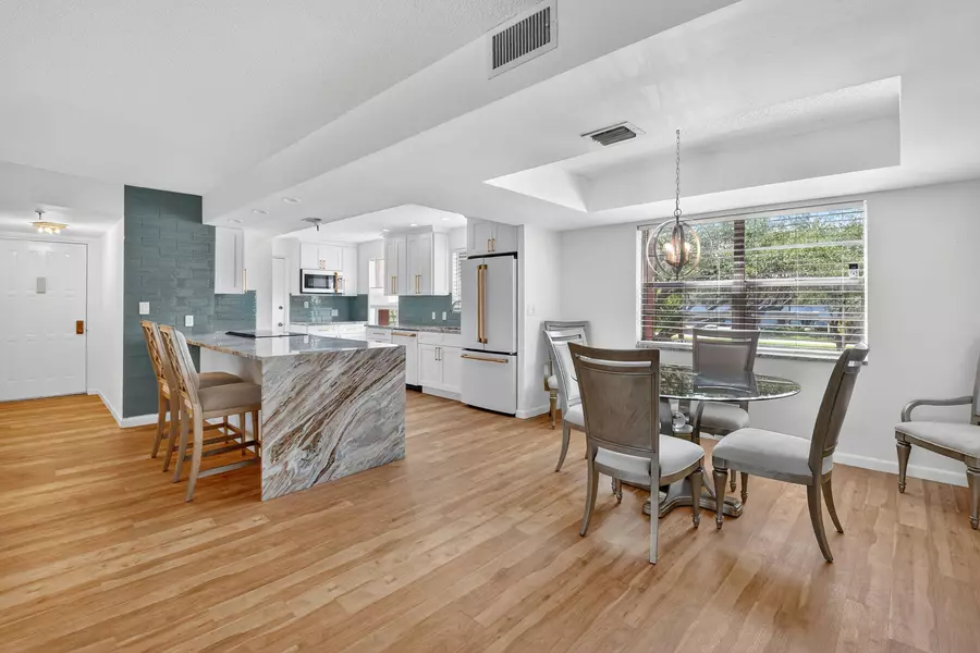 5340 NW 2nd AVE 220, Boca Raton, FL 33487