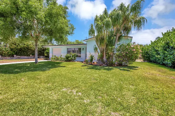 Jensen Beach, FL 34957,3837 NE Melba DR