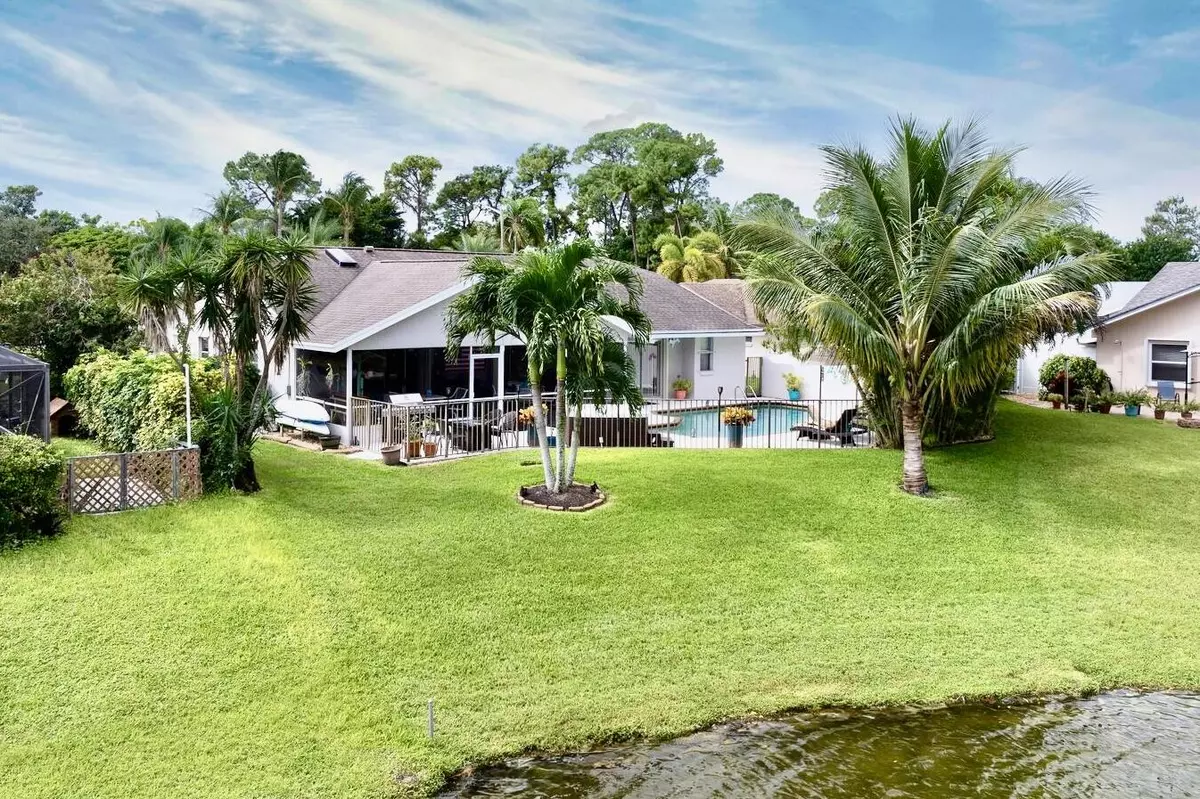 Royal Palm Beach, FL 33411,187 Parkwood DR