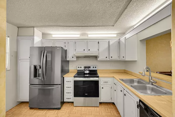 Delray Beach, FL 33445,2900 SW 22nd AVE 512