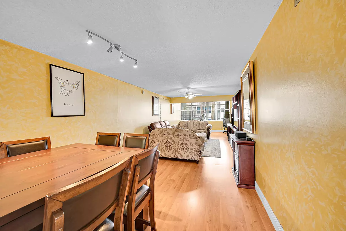 Delray Beach, FL 33445,2900 SW 22nd AVE 512