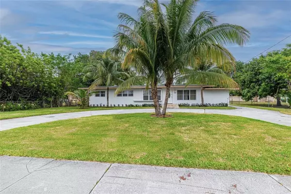 Plantation, FL 33317,4416 W Broward BLVD