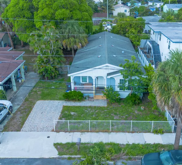 West Palm Beach, FL 33407,1102 19th ST