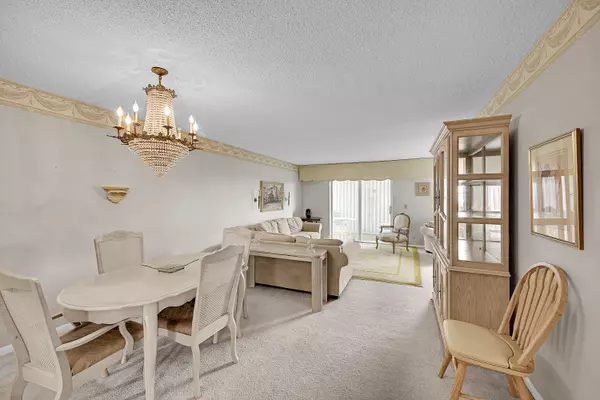 Boca Raton, FL 33487,5500 NW 2nd AVE 614