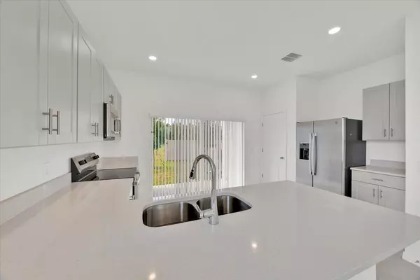 Kissimmee, FL 34758,3045 Skyline LOOP