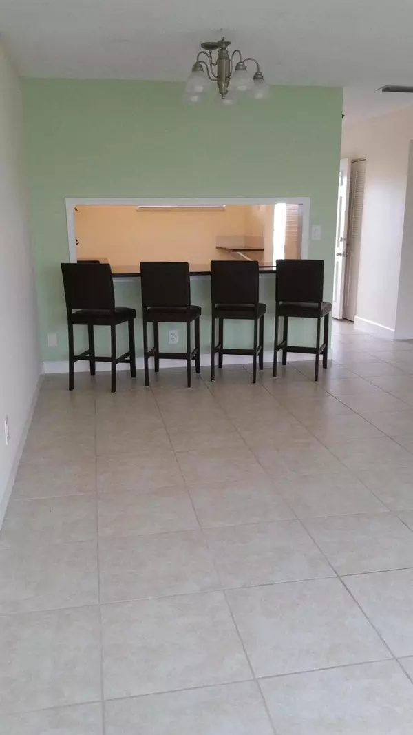 Lake Worth, FL 33461,2534 S Garden DR 202