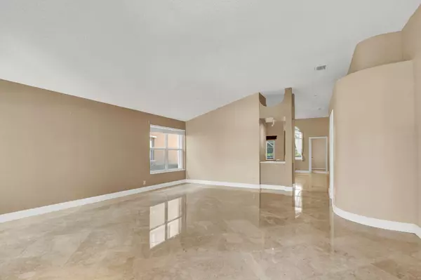 Jupiter, FL 33458,121 Egret DR