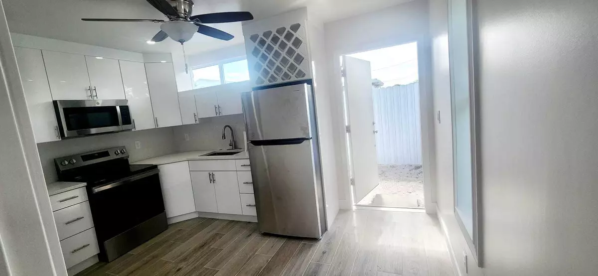 Lake Worth, FL 33461,3122 Giuliano AVE