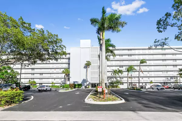 Boca Raton, FL 33487,5500 NW 2nd AVE 617