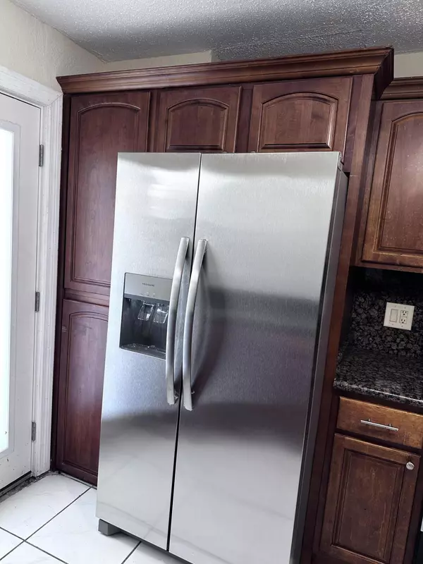 Lauderhill, FL 33319,6200 S Falls Cir DR 310