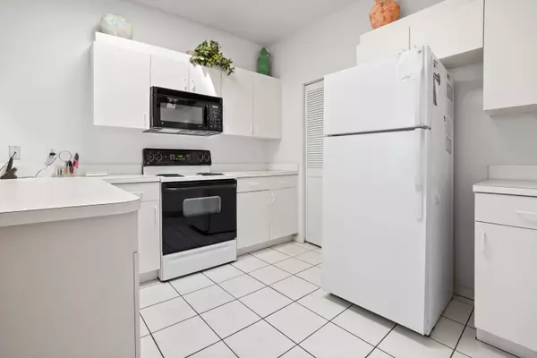 Delray Beach, FL 33446,7617 Mansfield Hollow RD