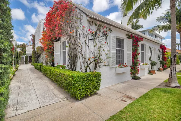 Palm Beach, FL 33480,417 Peruvian AVE 1