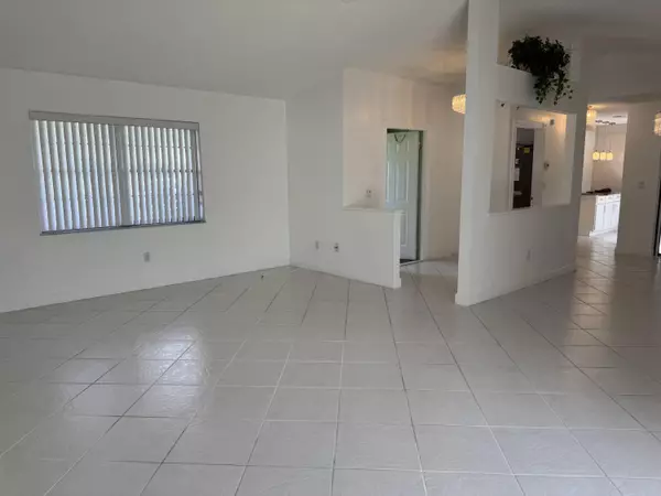 Boca Raton, FL 33428,9070 SW 22 ST D