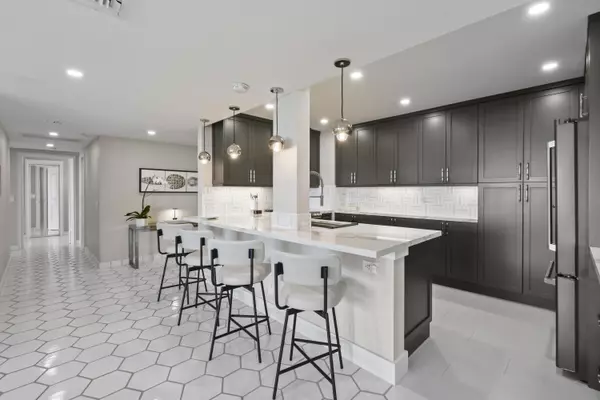 Palm Beach, FL 33480,2295 S Ocean BLVD 617