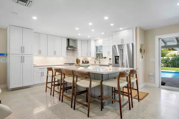 Boynton Beach, FL 33435,911 SW 27th TER