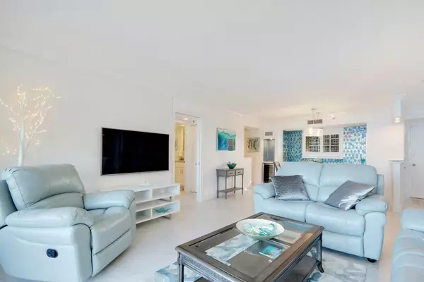 Jupiter, FL 33477,100 Ocean Trail Way 603