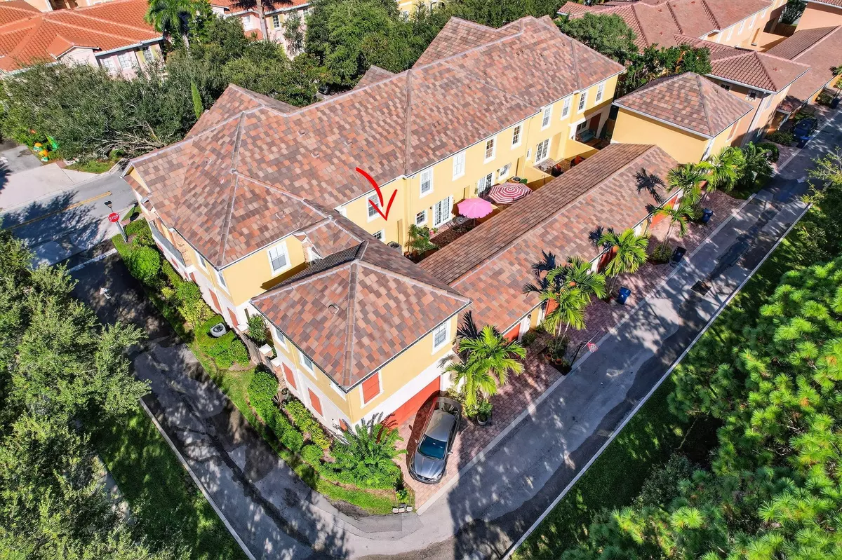 Jupiter, FL 33458,107 Ennis LN