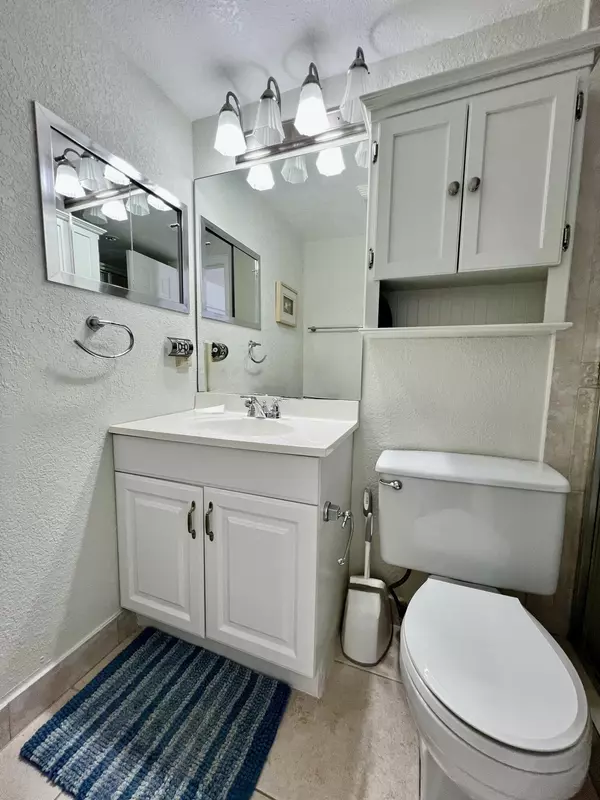 Deerfield Beach, FL 33442,43 Tilford C