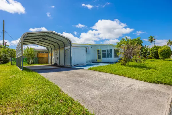 Boynton Beach, FL 33436,8904 Palm ST