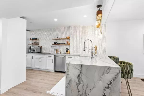 Boca Raton, FL 33432,1001 E Camino Real 4040