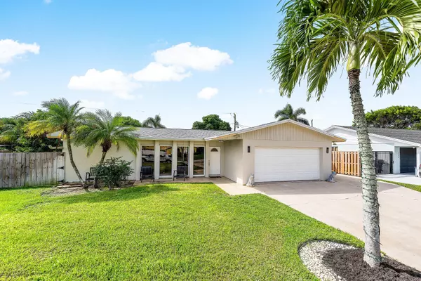 Lake Worth, FL 33467,7536 Cocoanut DR