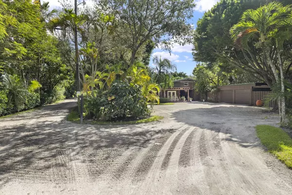 Wellington, FL 33414,14996 S 50th ST