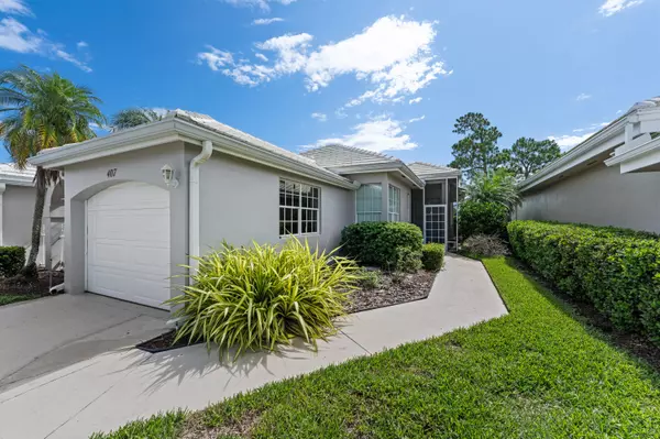 Port Saint Lucie, FL 34986,407 SW Fairway LNDG