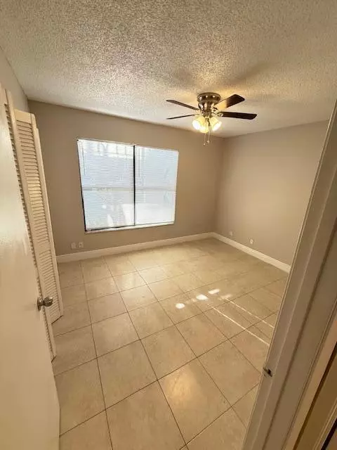 West Palm Beach, FL 33411,1660 Windorah WAY C