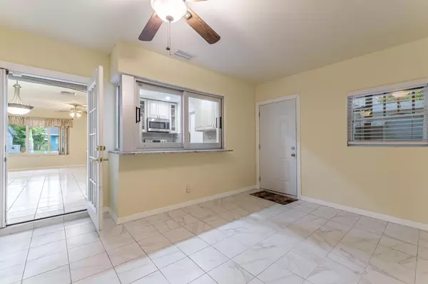 Tamarac, FL 33319,4915 NW S 52nd CT