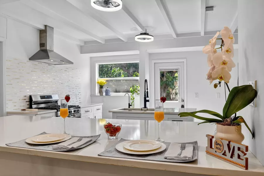 701 S S D ST, Lake Worth, FL 33460