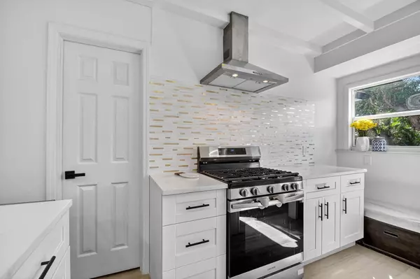 Lake Worth, FL 33460,701 S S D ST