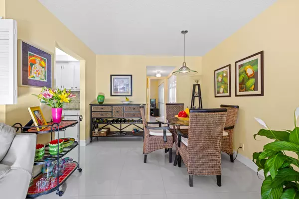 Deerfield Beach, FL 33442,310 Farnham M 310