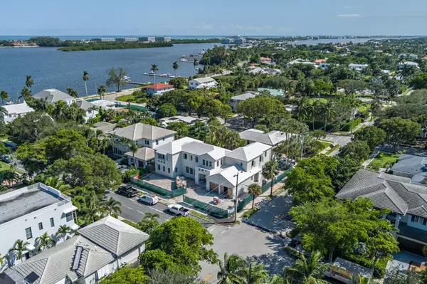 180 Costello RD, West Palm Beach, FL 33405