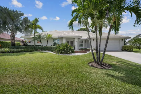Wellington, FL 33414,15900 Meadow Wood DR