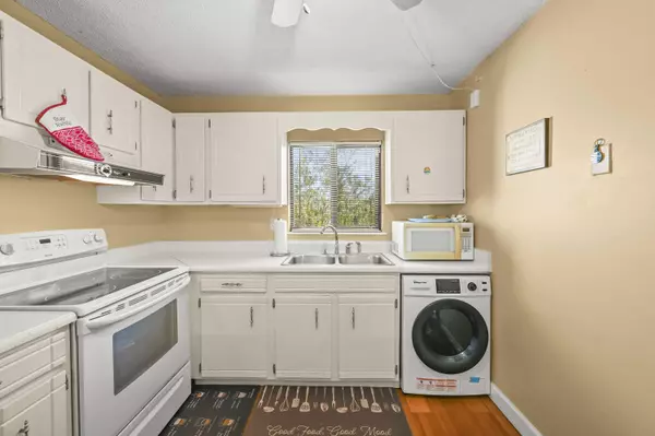 Jensen Beach, FL 34957,1501 NE 13th TER H16