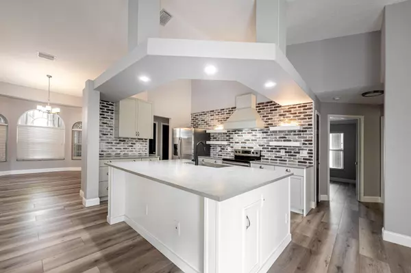 Port Saint Lucie, FL 34986,5411 NW Cromey ST