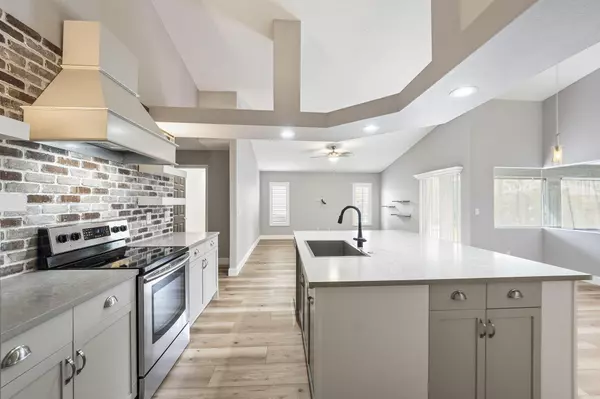 Port Saint Lucie, FL 34986,5411 NW Cromey ST