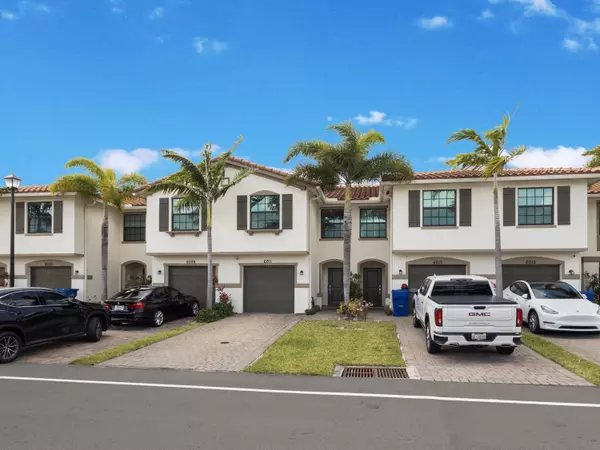 Palm Beach Gardens, FL 33410,6011 Woods Edge CIR