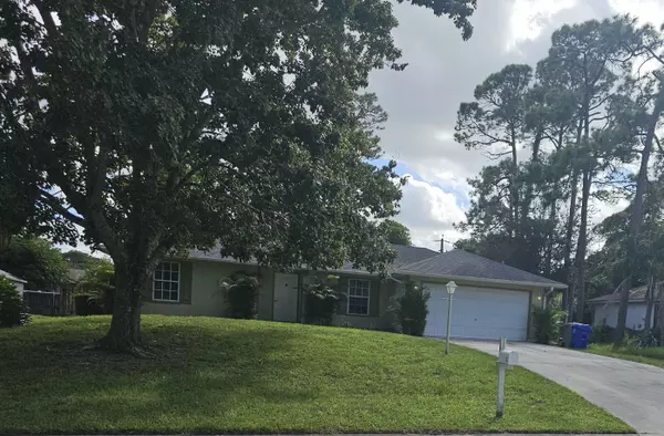 741 SW 17th LN, Vero Beach, FL 32962