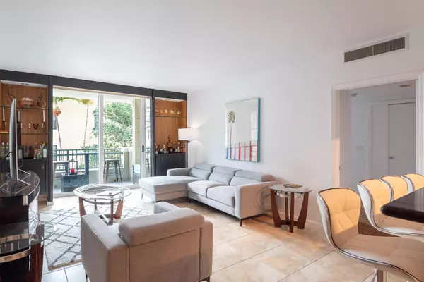 West Palm Beach, FL 33401,403 S Sapodilla AVE 207