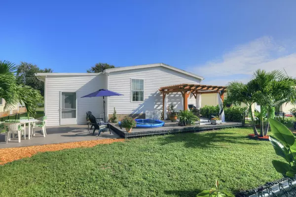 Barefoot Bay, FL 32976,392 Egret CIR