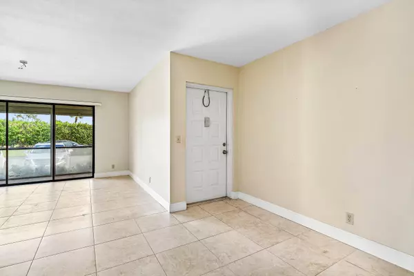 Greenacres, FL 33415,826 Sky Pine WAY D1