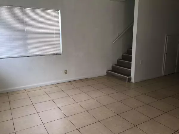 West Palm Beach, FL 33407,629 58th ST A