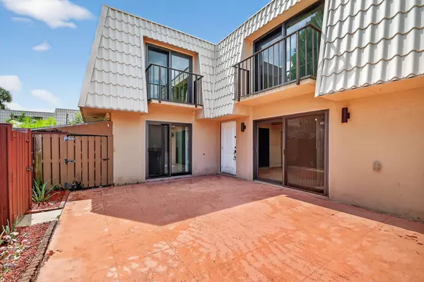 West Palm Beach, FL 33409,5122 51st WAY