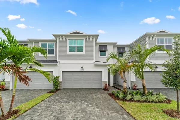 3574 NW Solange CT, Jensen Beach, FL 34957