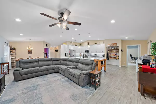 Loxahatchee, FL 33470,16117 N 70th ST