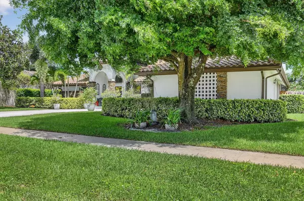 Wellington, FL 33414,1901 Lynton CIR